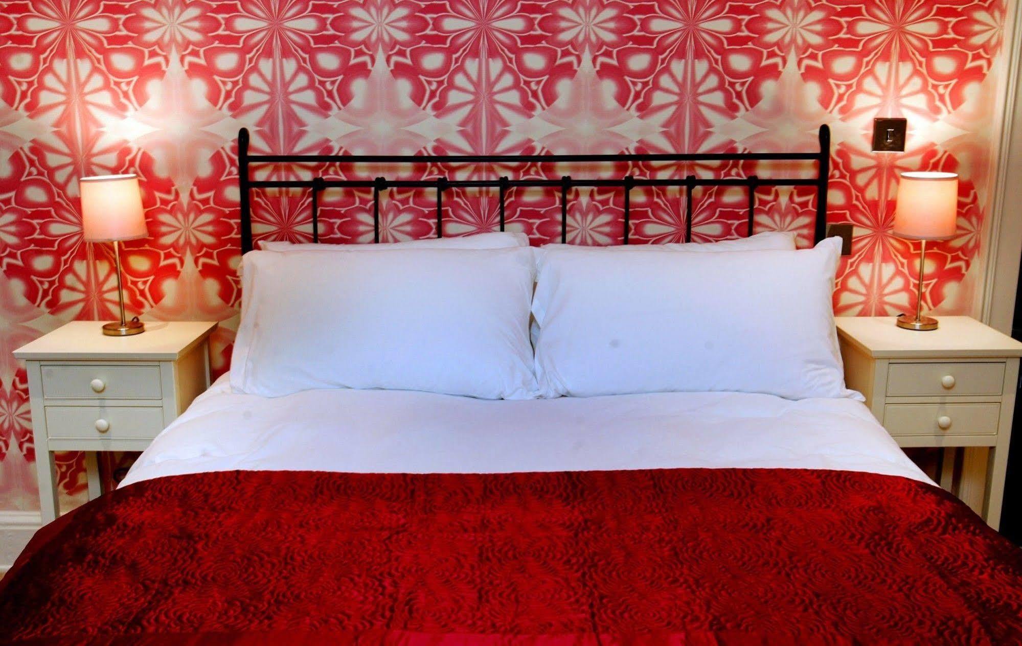 Boutique 25 Bed & Breakfast Скиптън Екстериор снимка